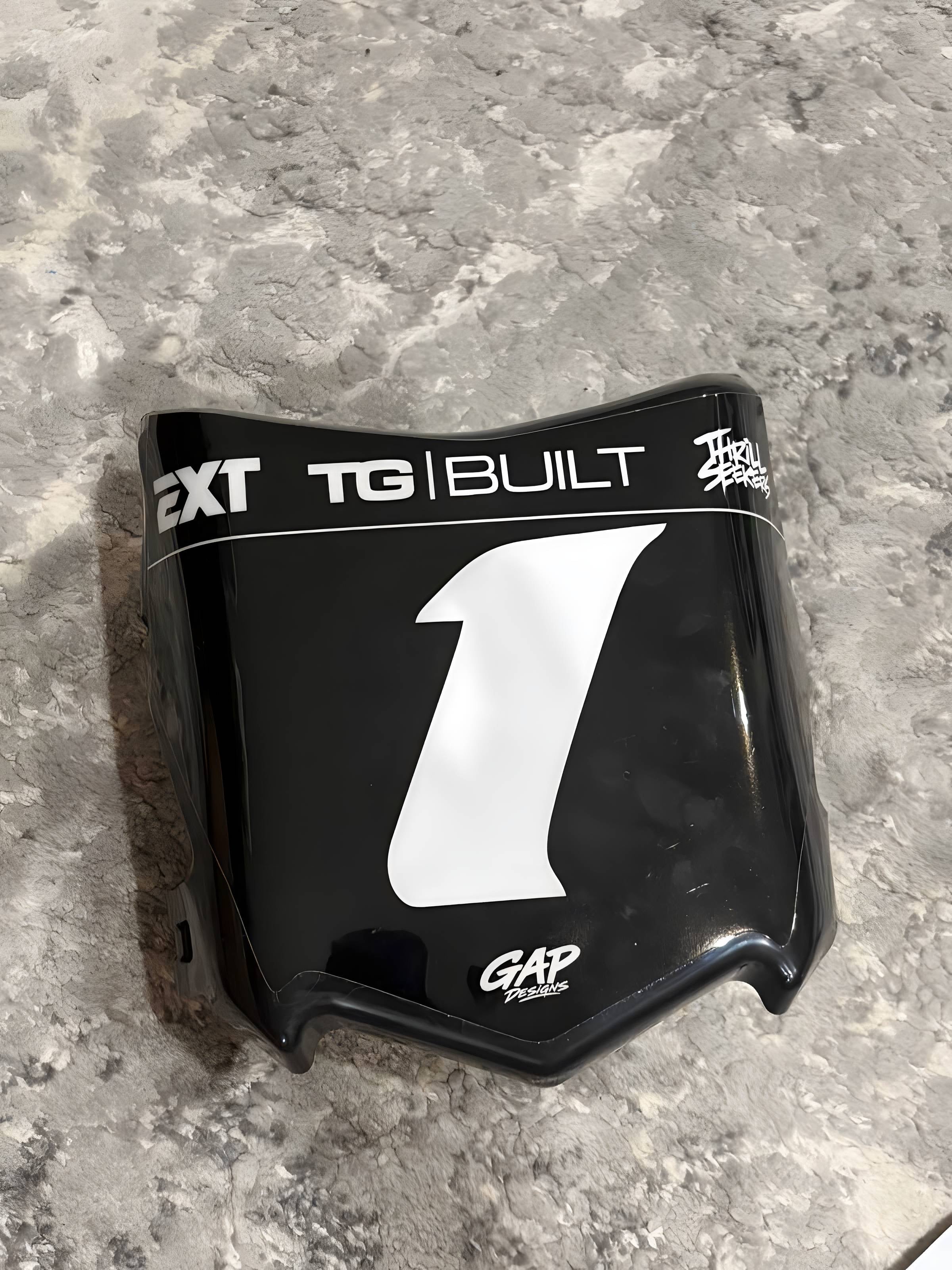 Glossy decal on glossy motocutz
